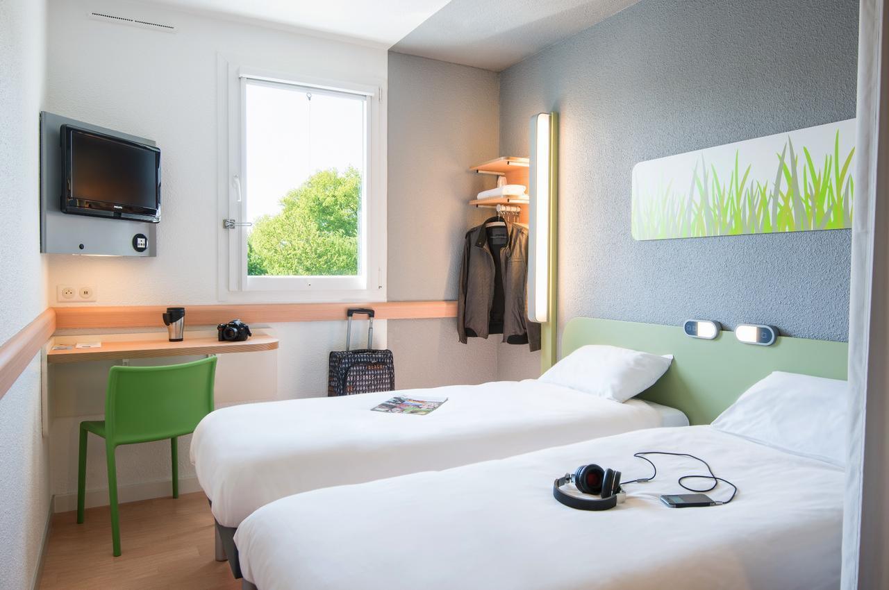 Ibis Budget Rennes Route De Saint Malo Montgermont Exterior photo